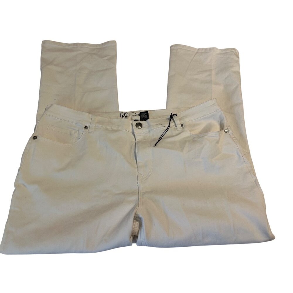 D2 Up-Lifter Wht Bootcut Jeans 20PW Fit Solution Technology  Body Support Panel